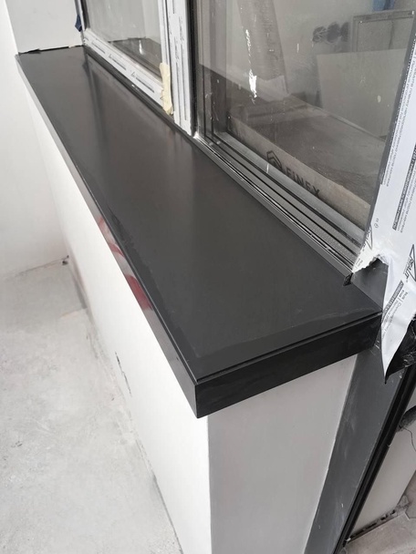 Подоконники