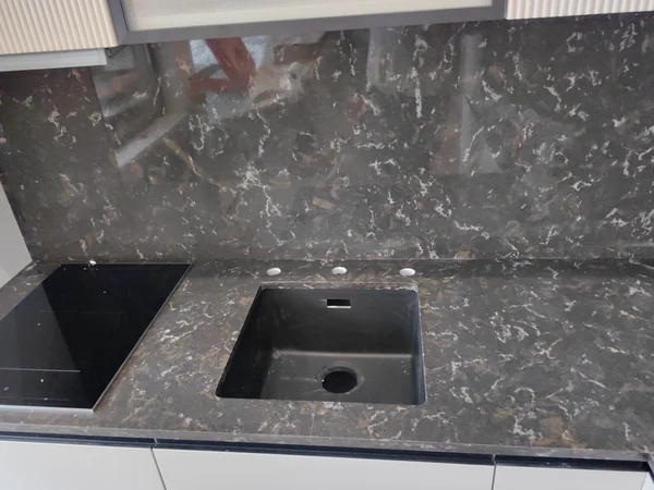 Столешницы, стеновые панели, барные стойки